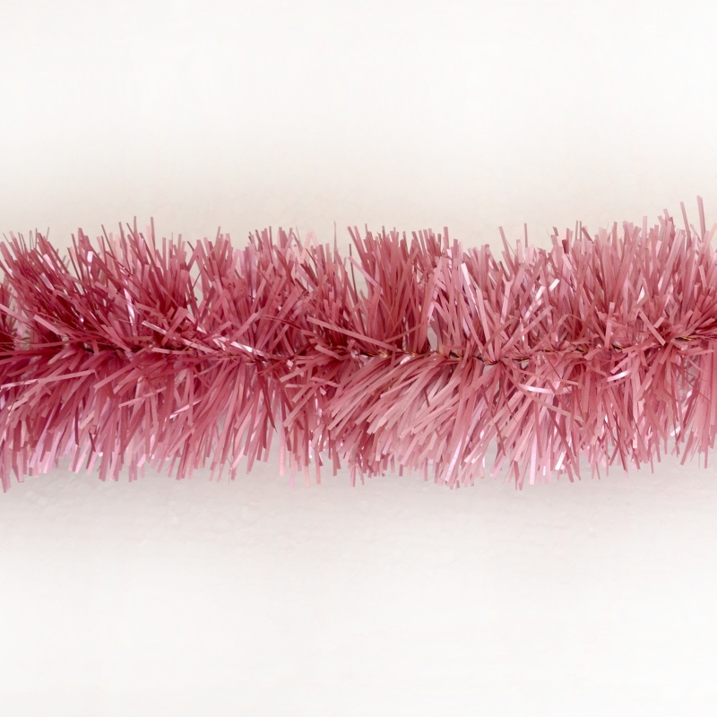 Růžové valentýnské boa z jehličí průměr 6 cm