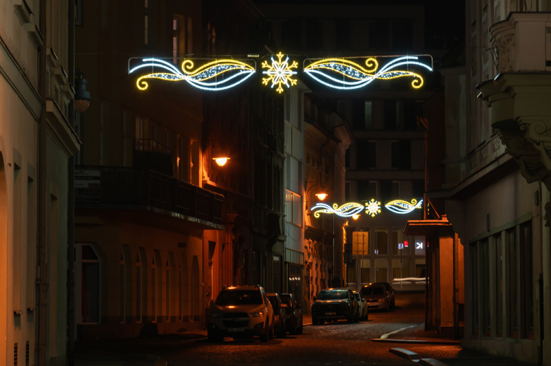 Abstraktní dekorace s výpletem LED 1391 - 268 x 68 cm