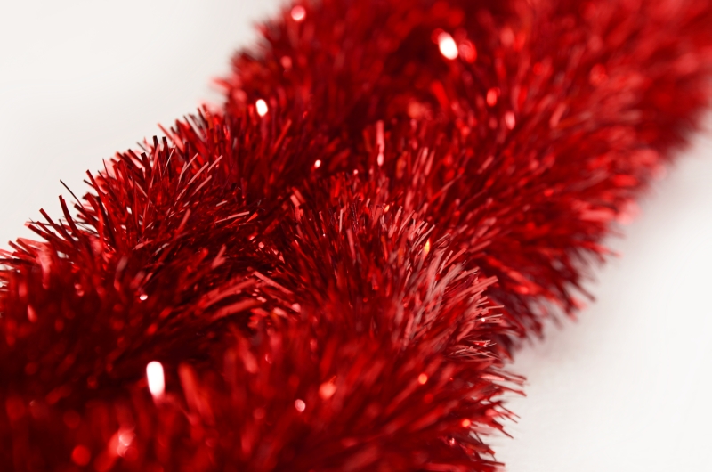 Červené valentýnské jehličí průměr 6 cm