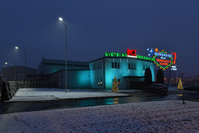 Snowfall FLS-J-0,5M x 5-240L jednostranný - venkovní - bílá