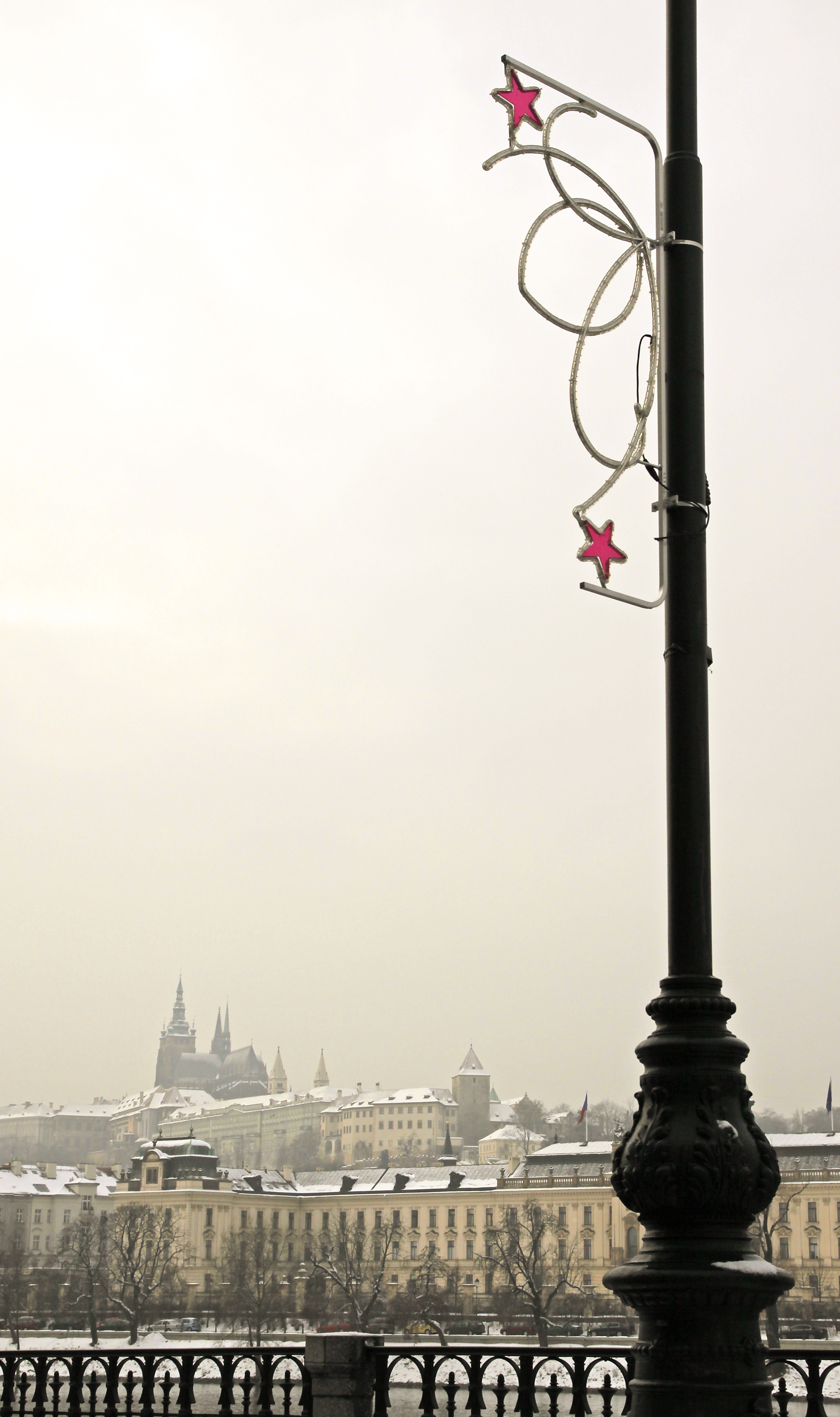 Světelný Dekor Poupě střední LED 9002 - 182 x 88 cm