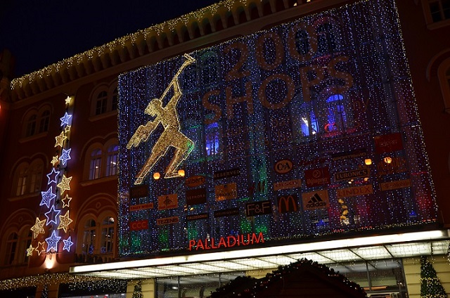 Světelný závěs LED-PLRS-1926-13 bílá/bk 1,5m, 481 LED, křížový konektor VÝPRODEJ